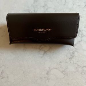 Oliver peoples hard eyeglasses case
